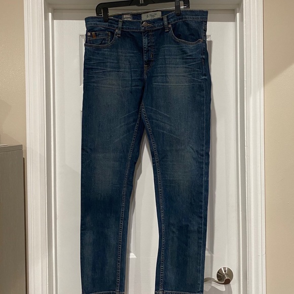 🔥🔥 NWT-Penguin 36/32 Med Indigo Stretch Skinny - Picture 1 of 8